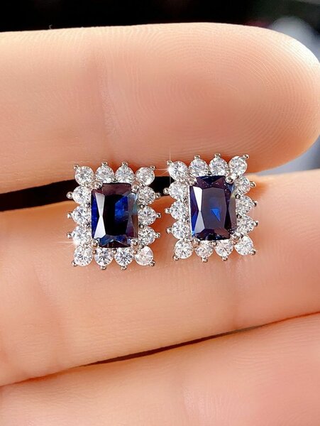 Artificial earrings