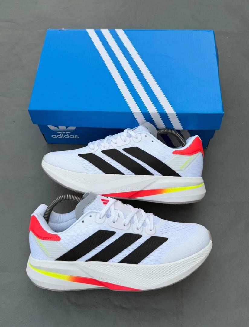 Adidas Chaussures de Course