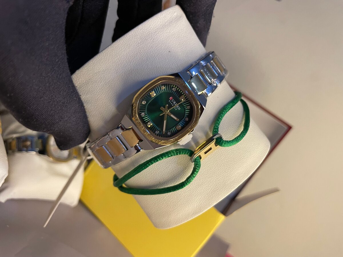 Montre élégante pour femme