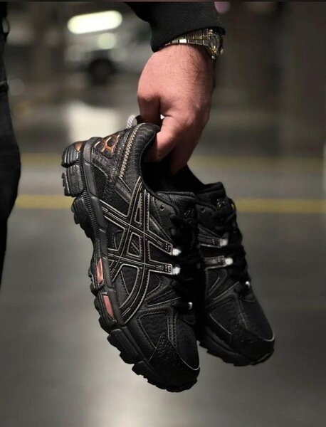 Chaussures asics noir