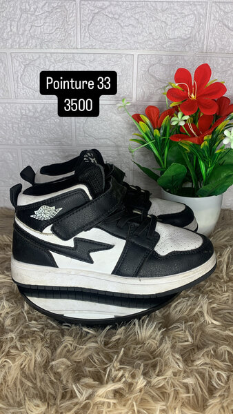 Baskets Enfant Noires et Blanches