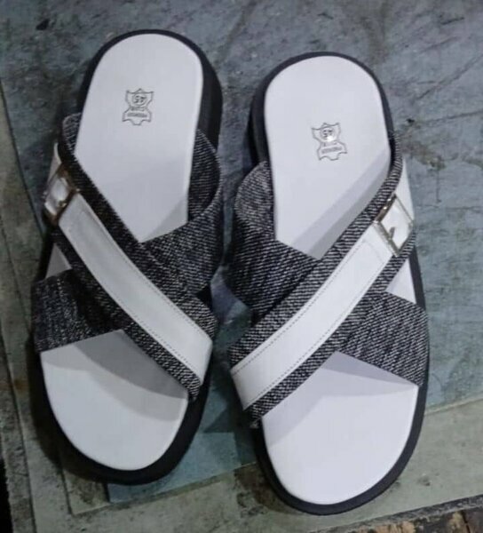 Claquettes femme croisée blanche