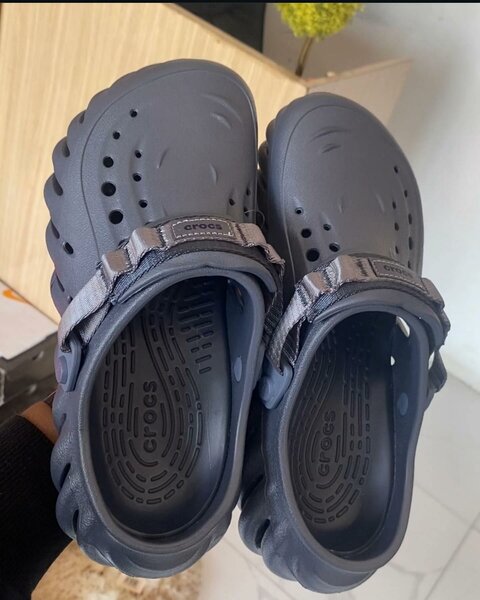 Men's black Crocs