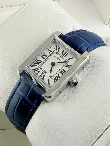 Montre Cartier Tank - Bracelet en cuir
