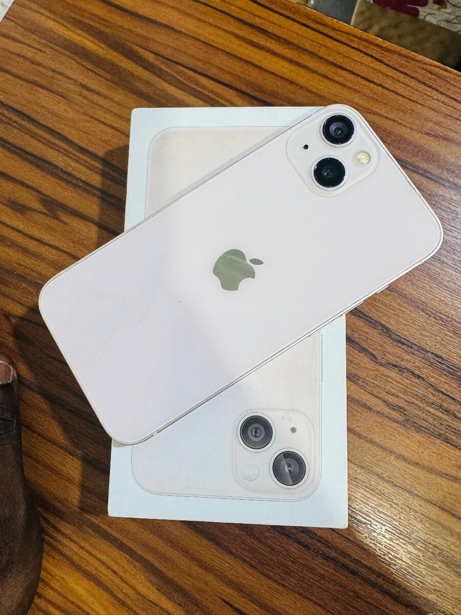 iPhone 13 128giga avec ID