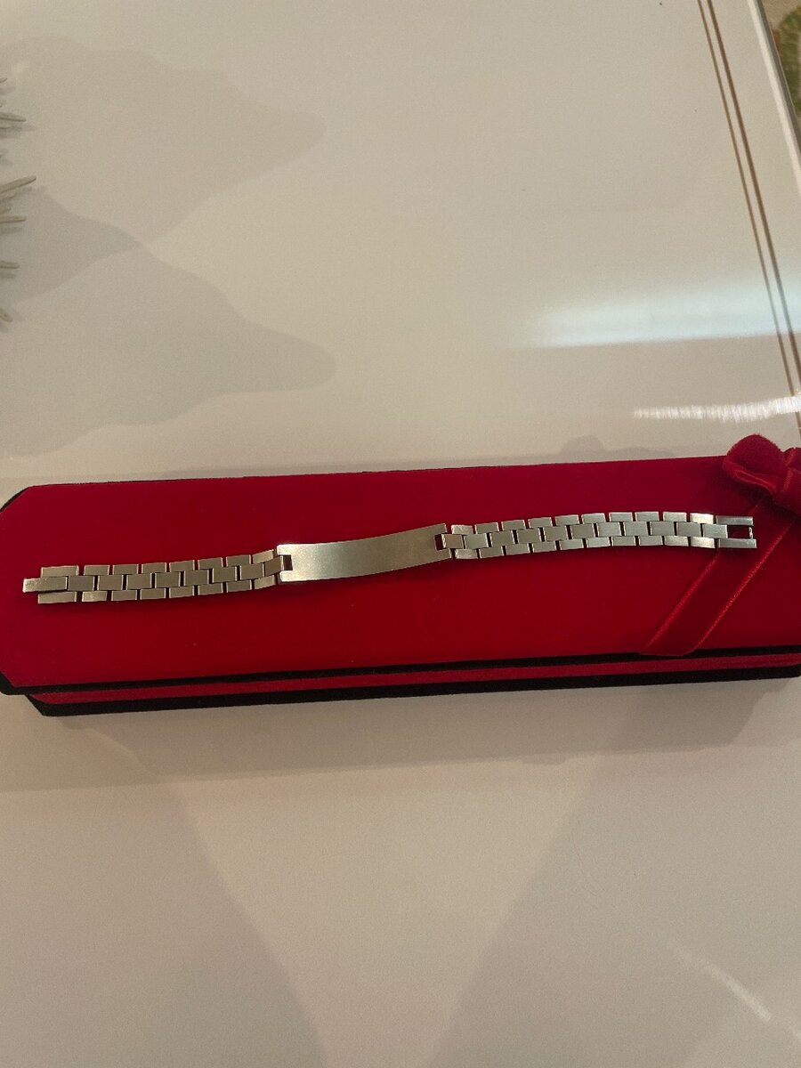 Bracelet en acier inoxydable élégant