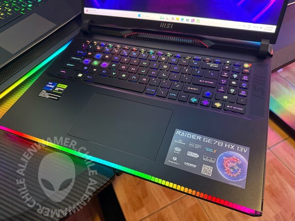 MSI Raider GE78 HX 14VHG  17"