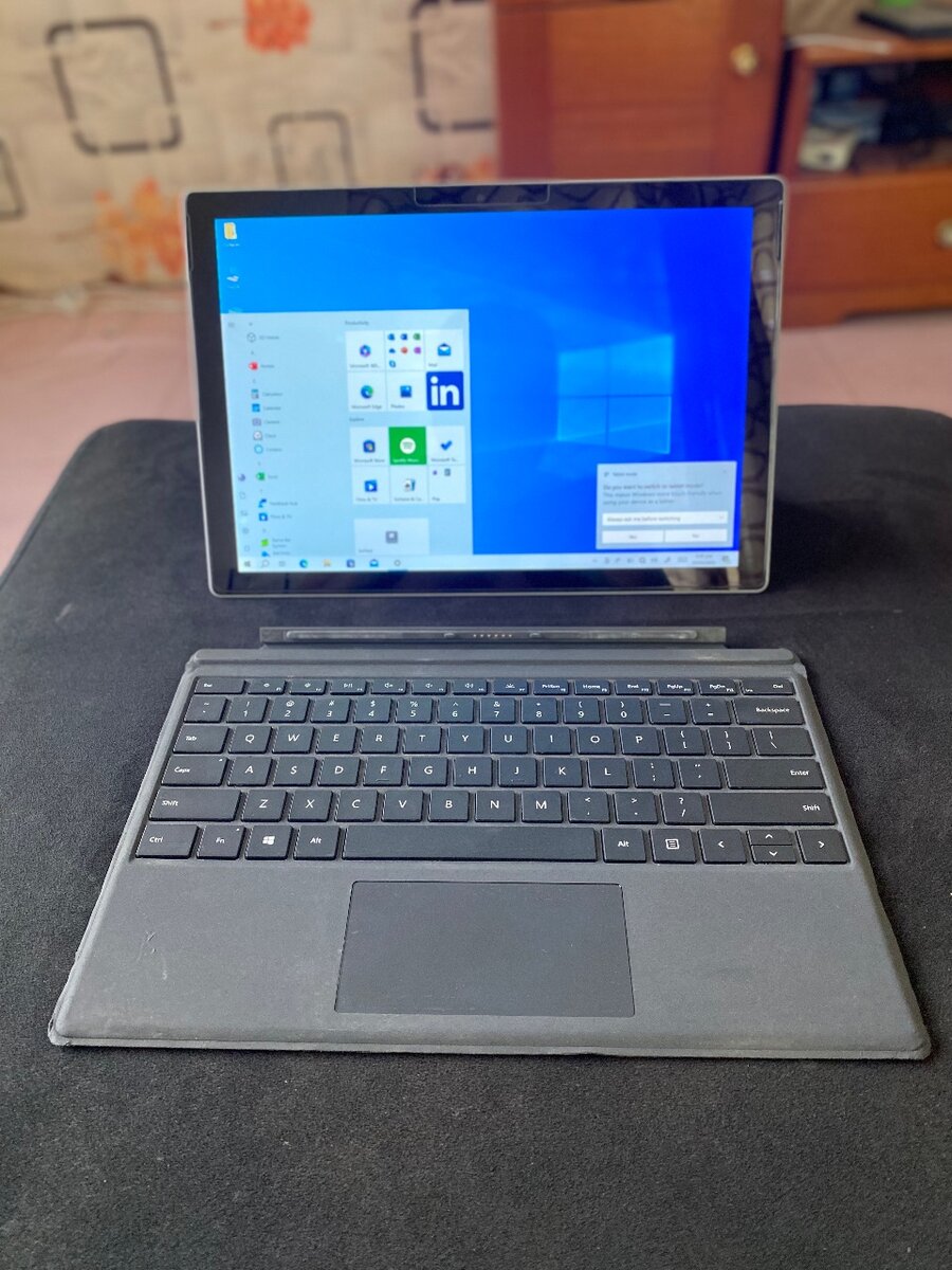 Microsoft surface pro 5(sim)