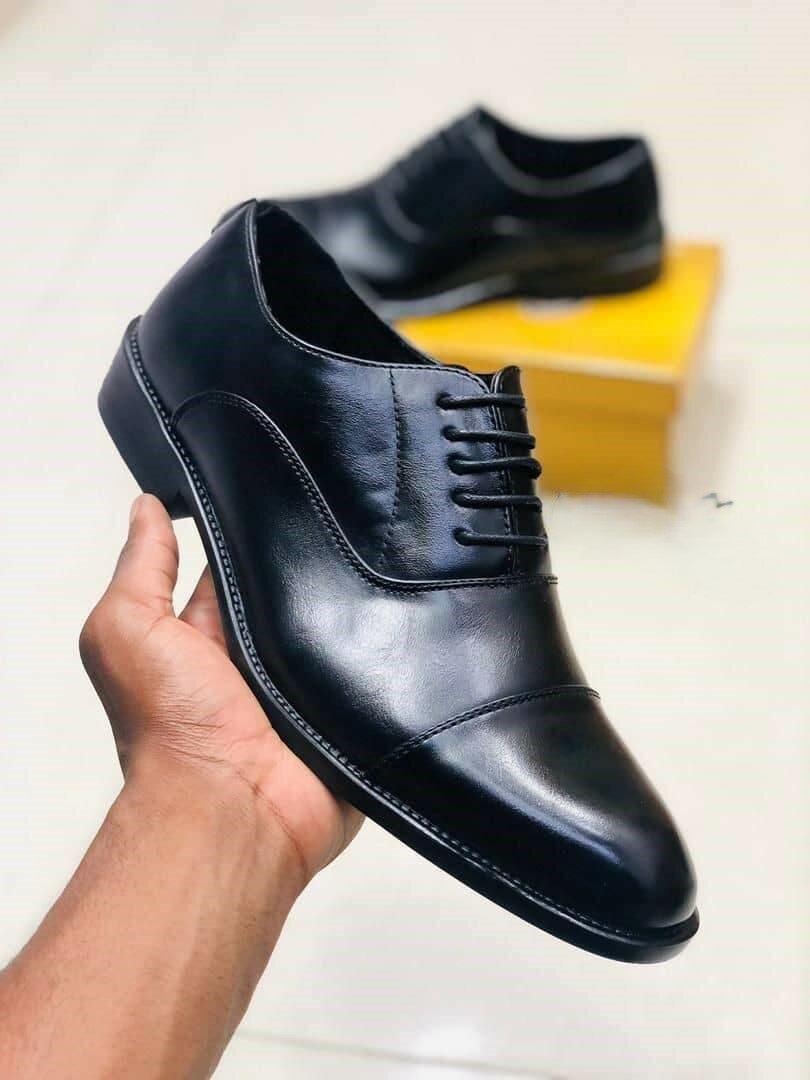 Elegant Black Leather Formal Shoes