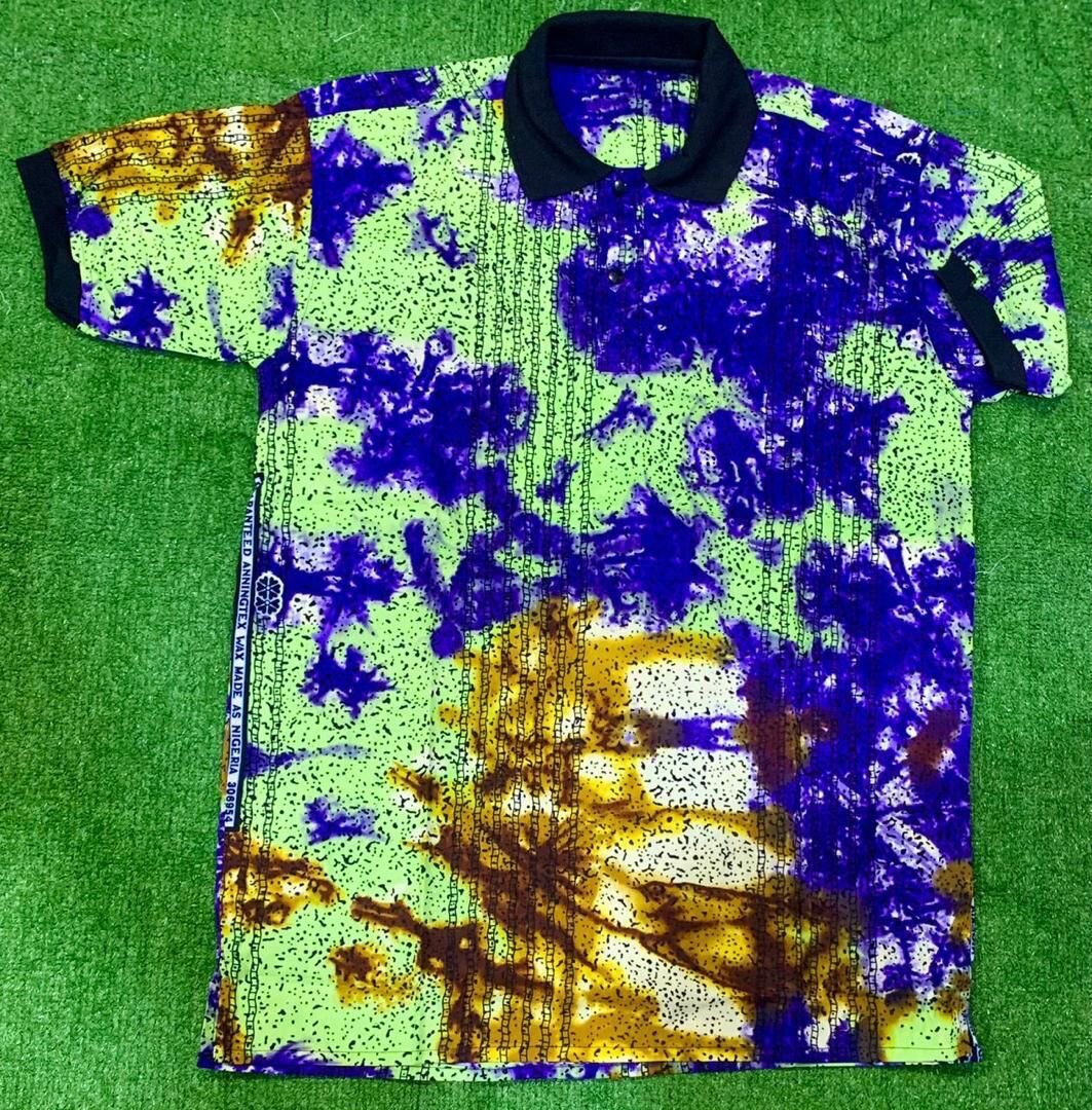 Polo à motifs ethniques