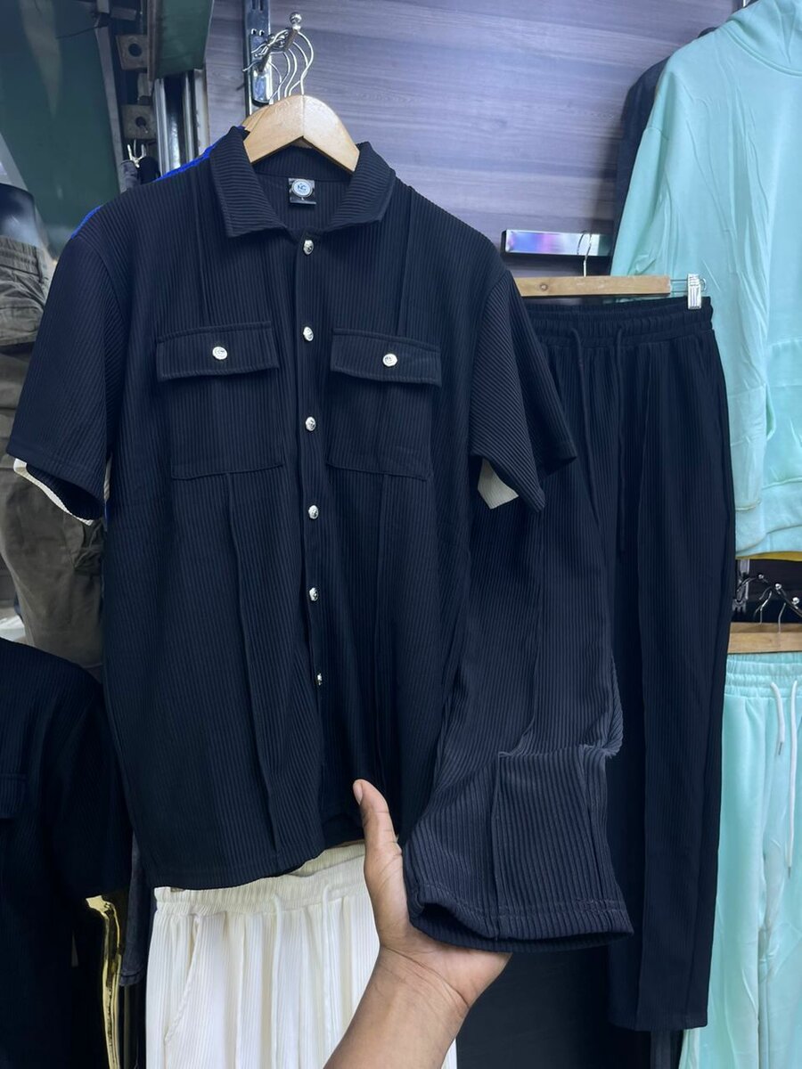 MENS TOP AND DOWN SUITS