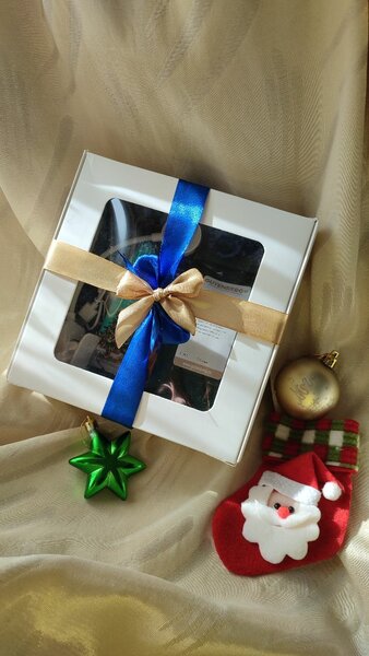 Новогодний подарочный бокс