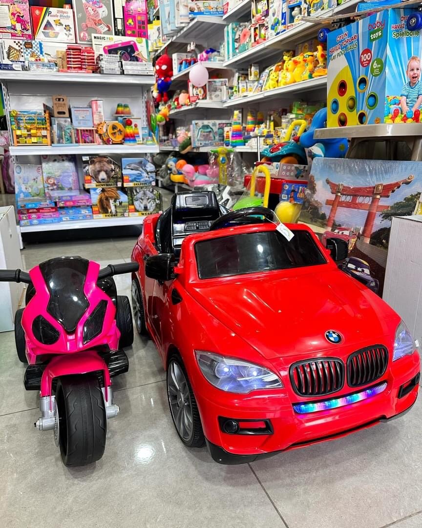 Ensemble voiture et moto pour enfants