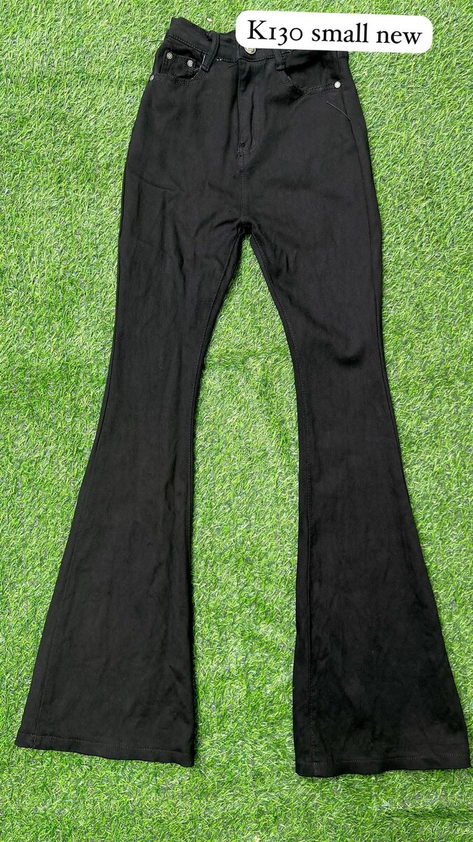 Black bell-bottomed jeans