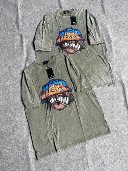T-shirt graphique pour hommes