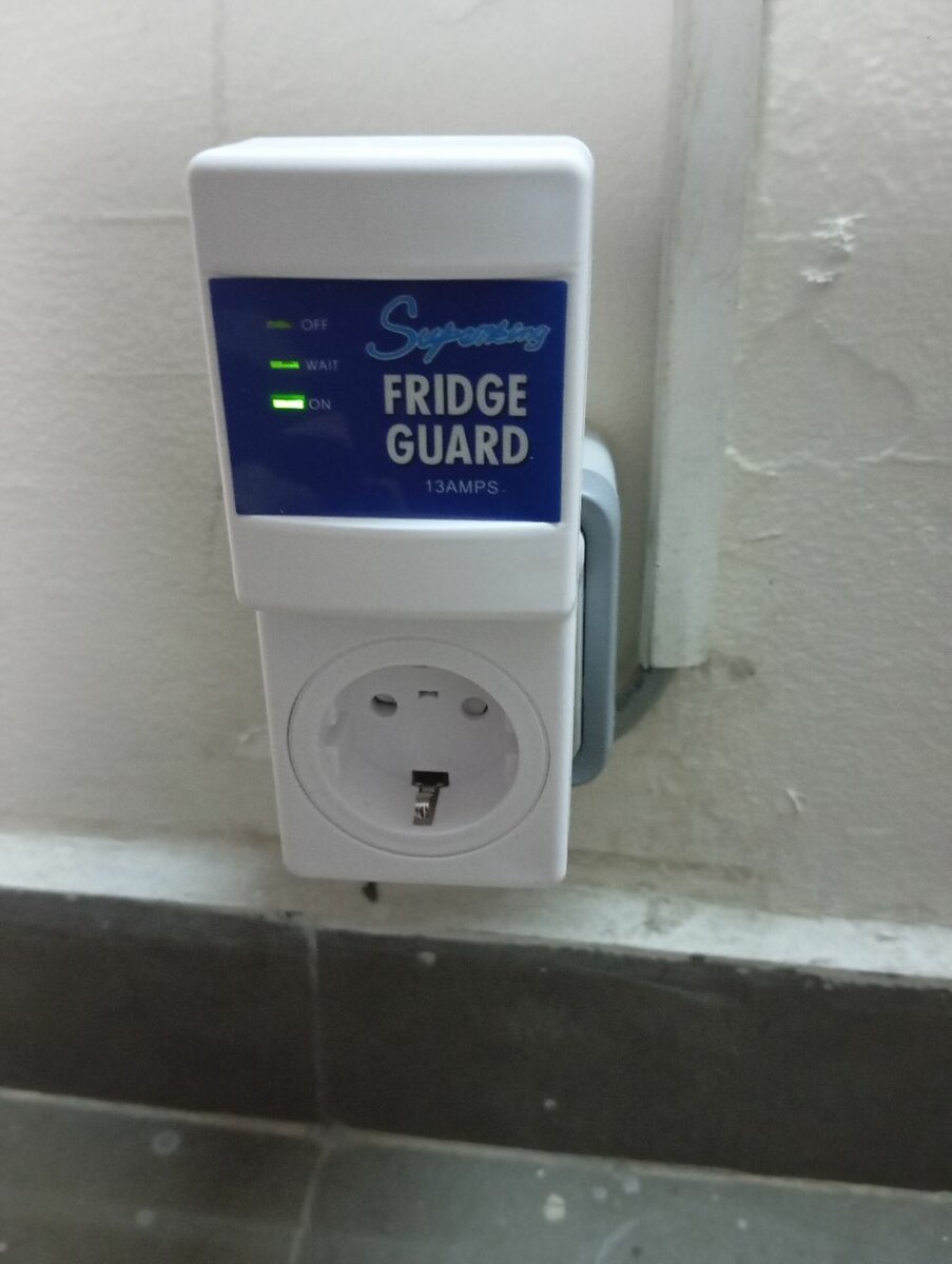 Stabilisateur de tension pour réfrigérateur