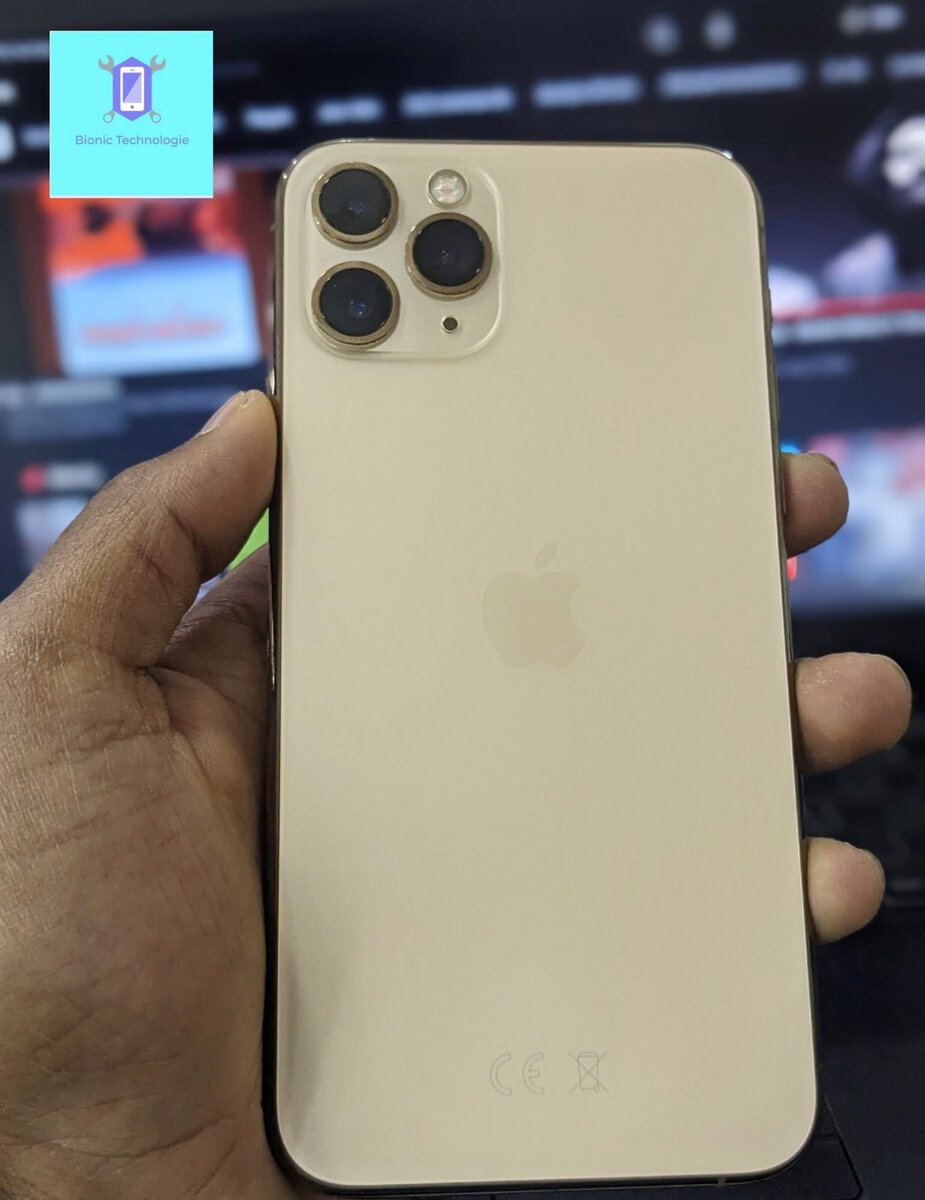 iPhone avec triple caméra