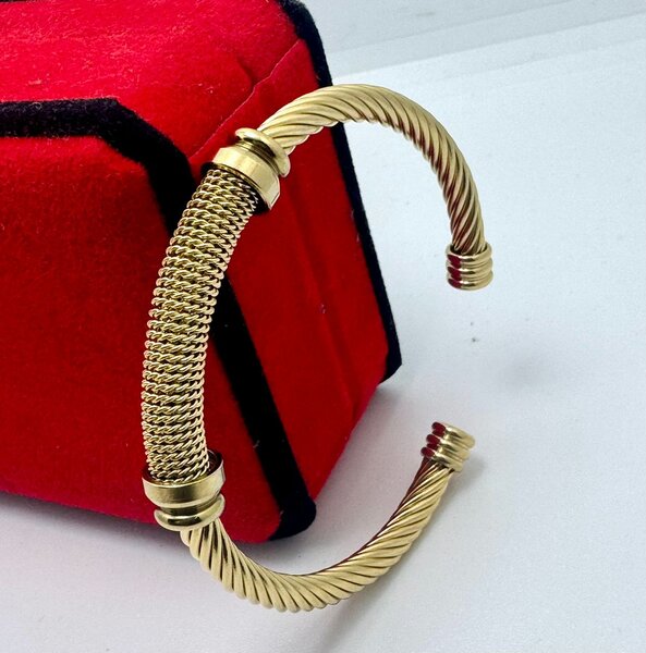 Bracelets élégants en métal