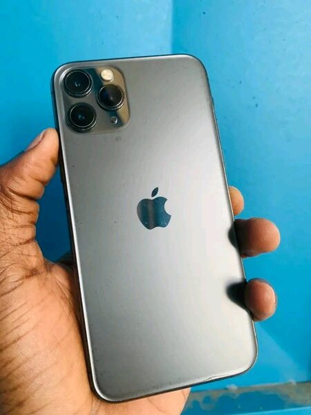 iPhone 11 Pro Gris