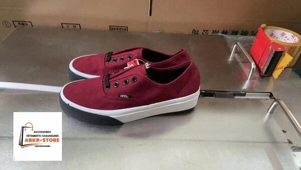 VANS DISPONIBLE