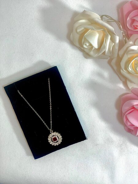 Silver Round Pendant Chain