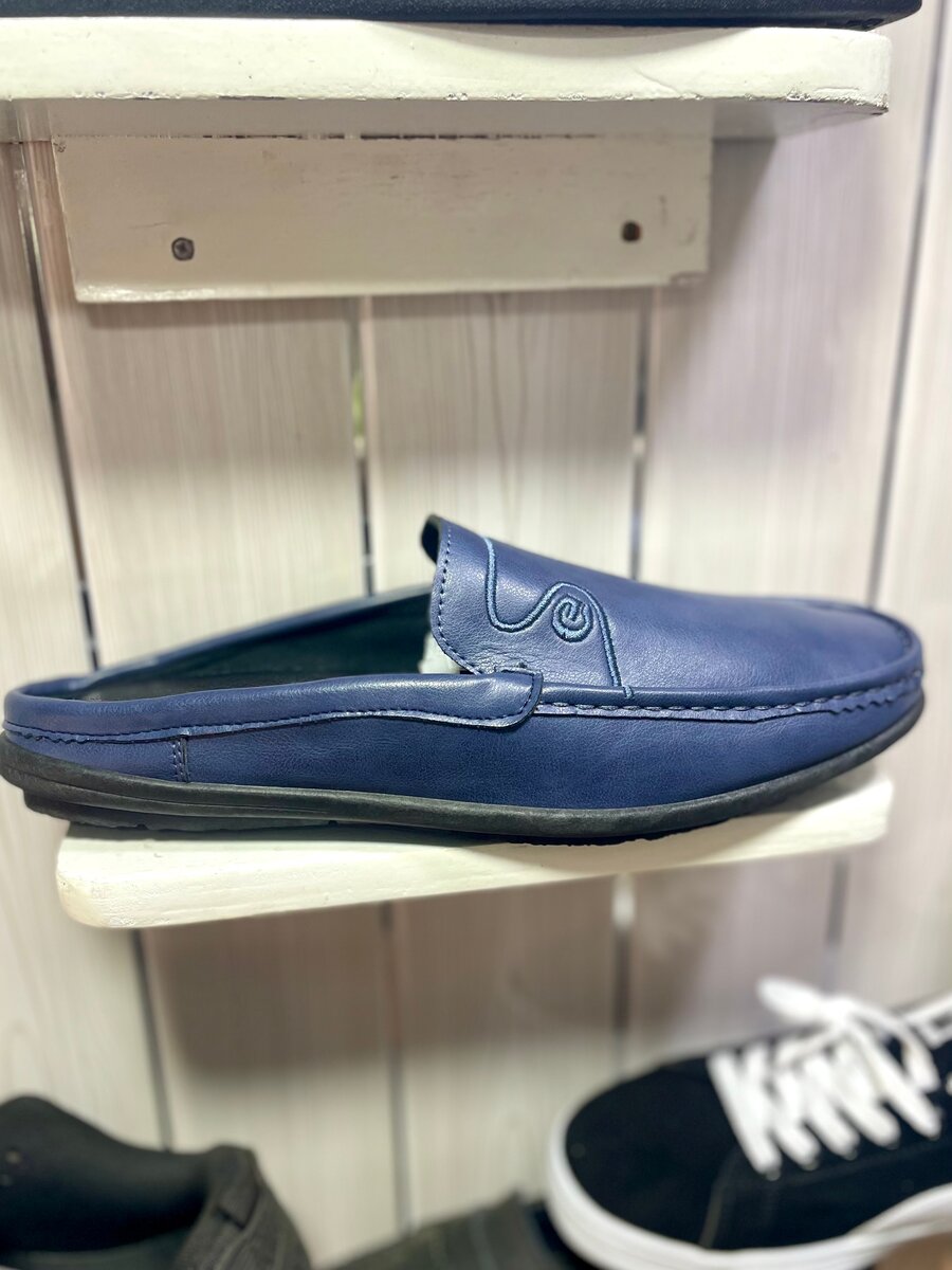 Mocassins en cuir bleu