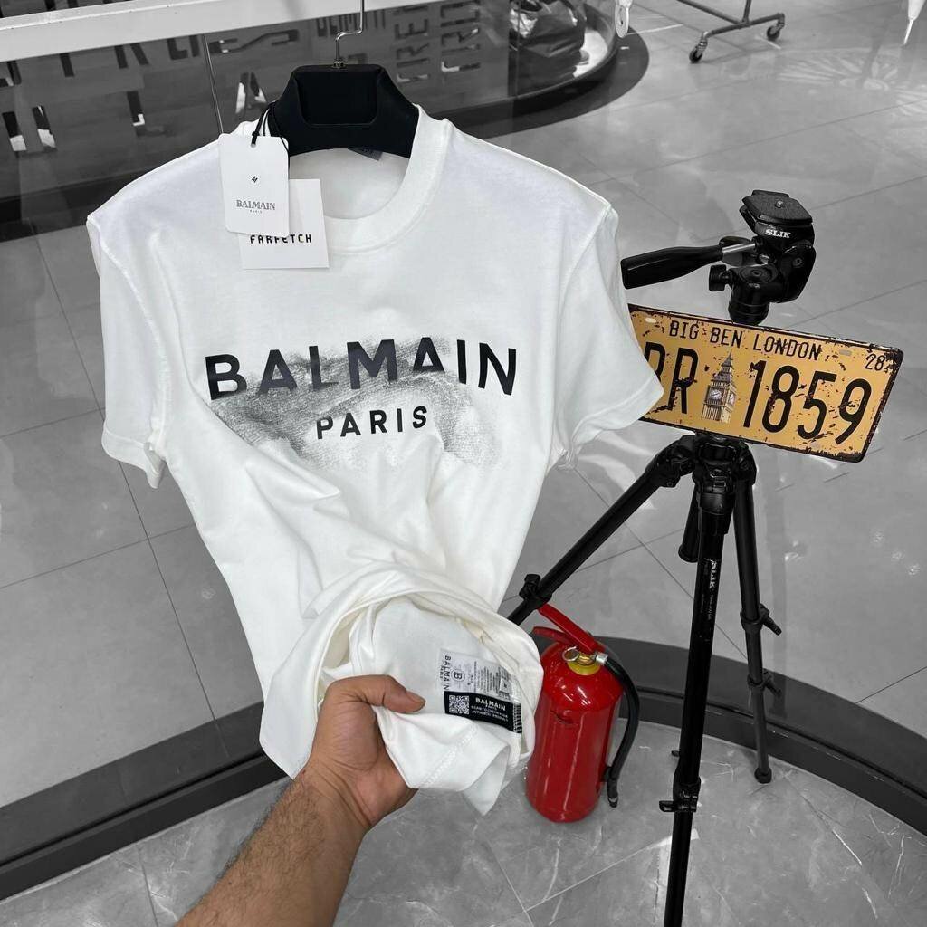 T-shirt de designer tendance