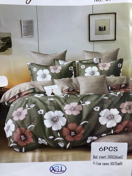 4 pillow cases 2 bedsheets