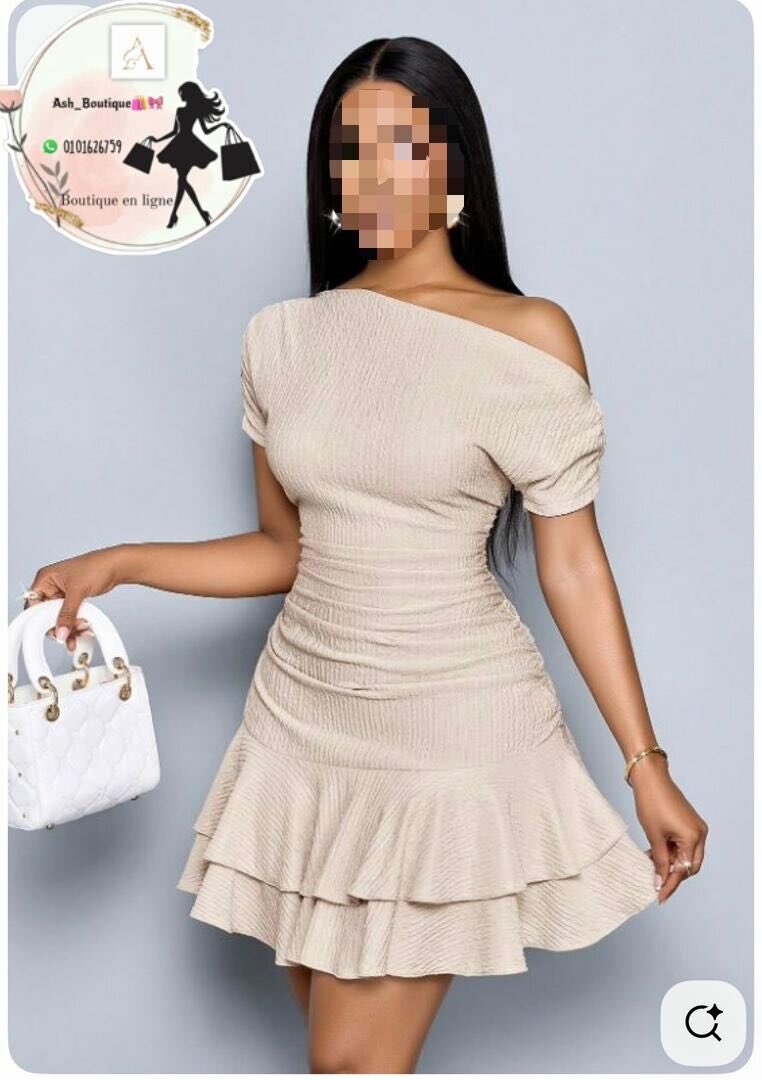 Robe élégante à volants