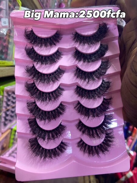 FAUX CILS 3D