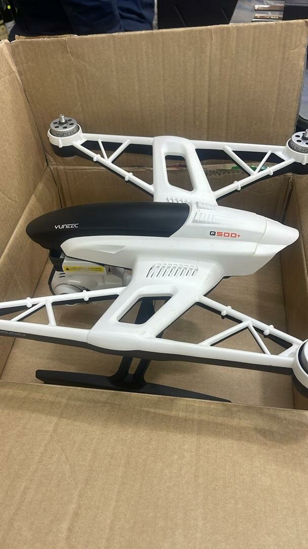 Drone Yuneec Q500+ avec la rc
