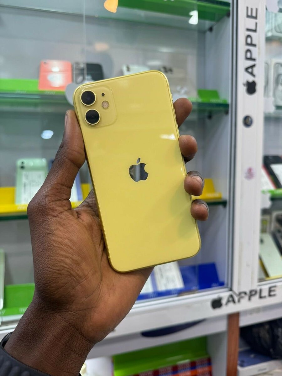 iPhone 11 64go quasi neuf