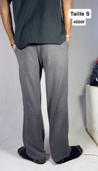 Pantalon gris décontracté