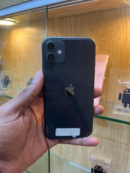 iPhone 11