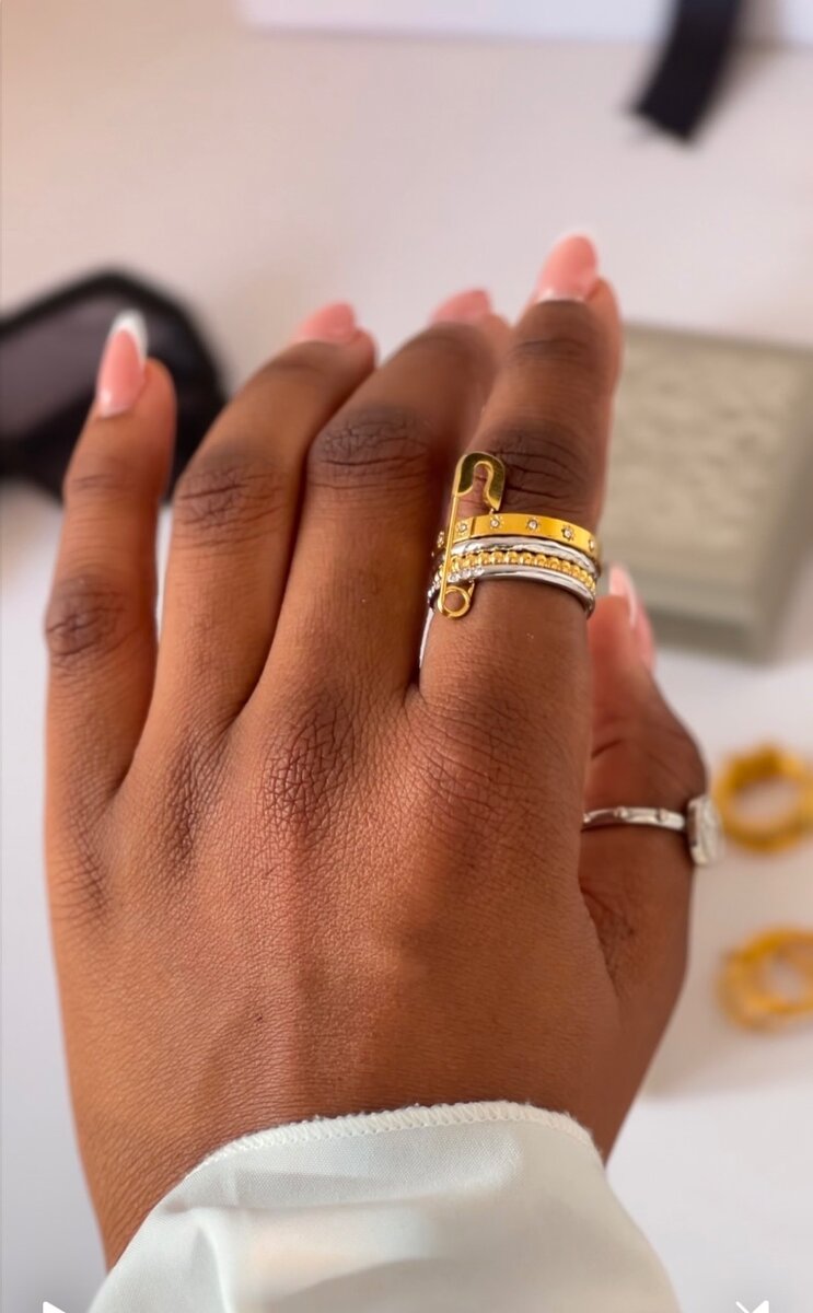 Bague à épingle dorée et argentée