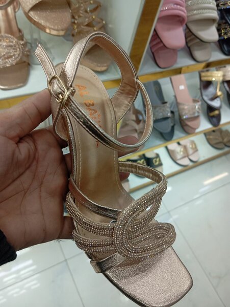 Heels sandal for fancy