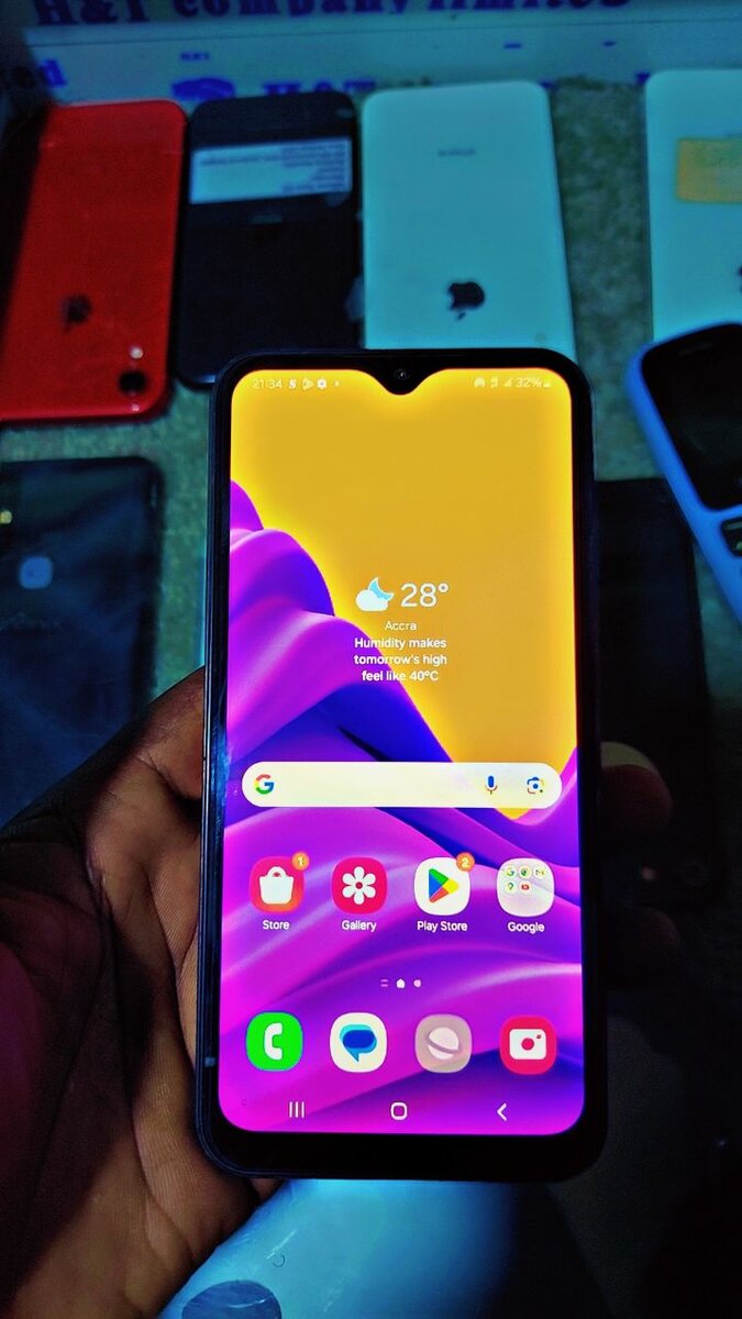 Samsung A15 ...256gig...8gig ram...