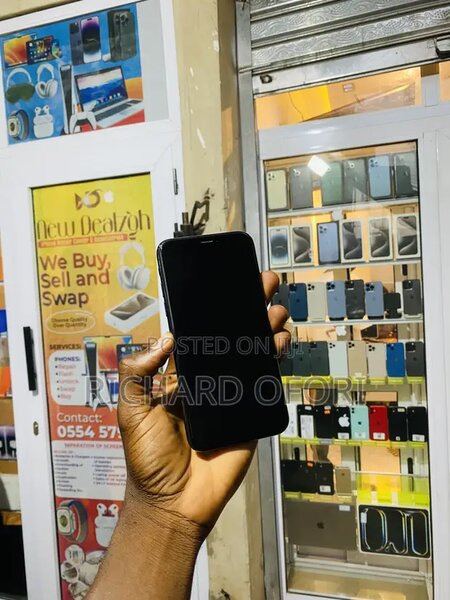 Apple iPhone XS Max 64 GB Black