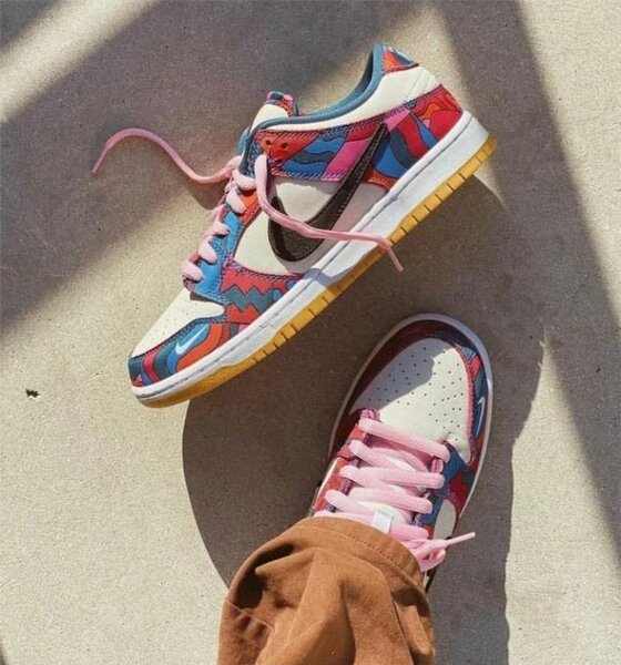 Baskets colorées à motifs uniques