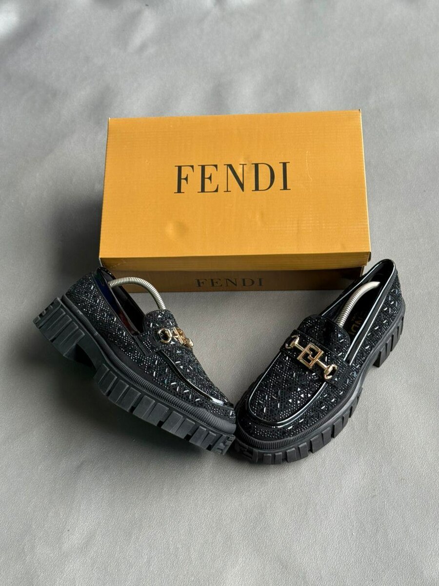 Chaussures mocassins Fendi
