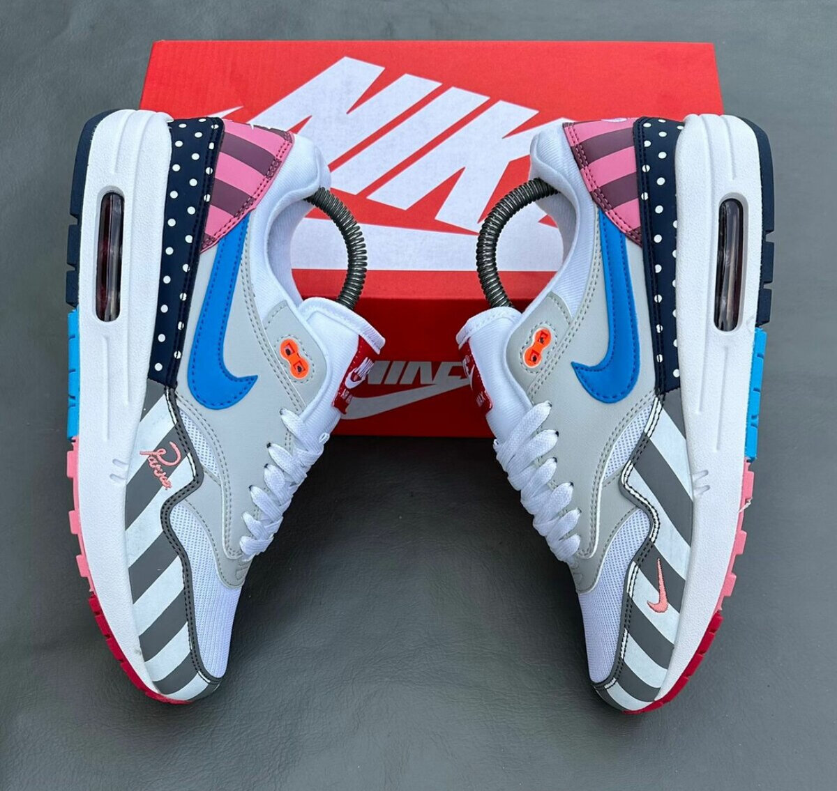 Baskets Nike Air Max colorées