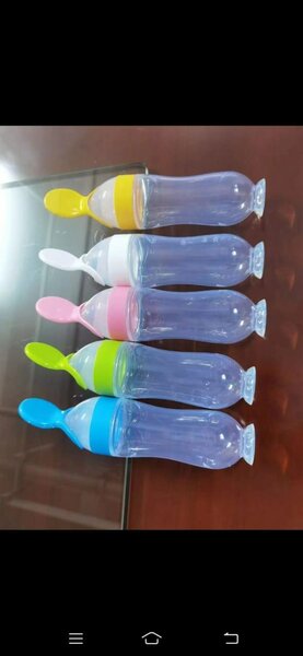 Silicone Feeder With Plastic Spoon