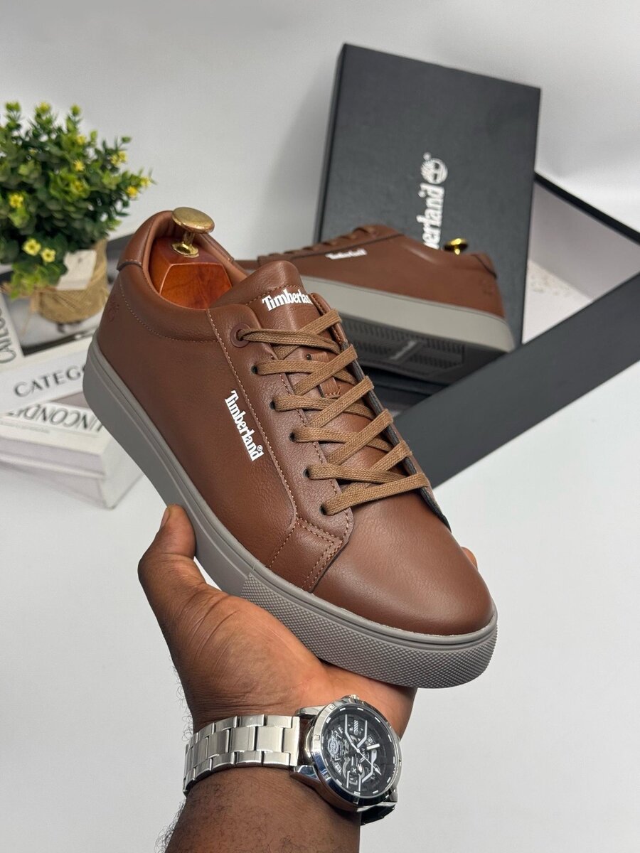 TIMBERLAND BROWN AND GREY