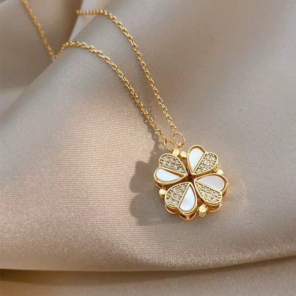 Collier pendentif cœur doré