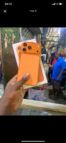 Coque de téléphone orange