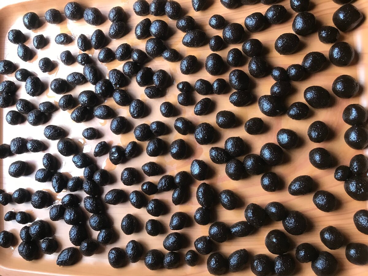 Butt suppository ball