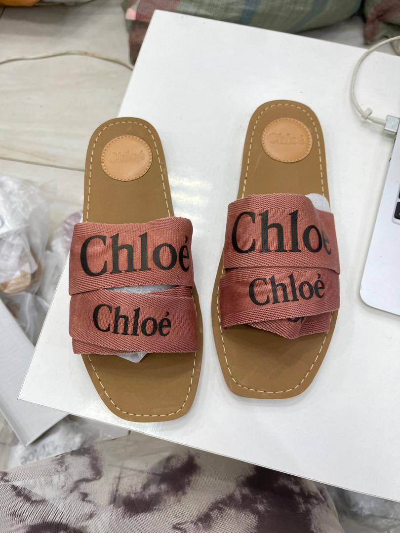 burgundy sandals Chloe'