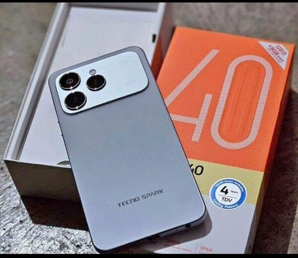 Tecno Spark 40 - Smartphone