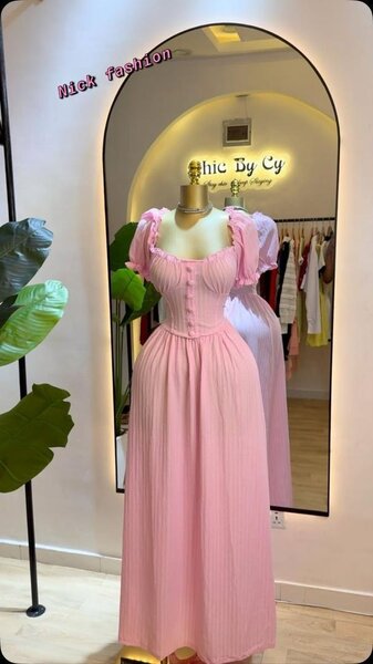 Robe longue élégante rose