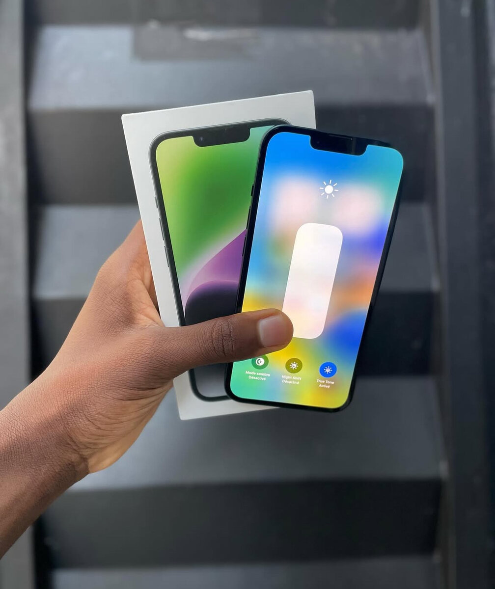 iPhone 14 128 Go Noir